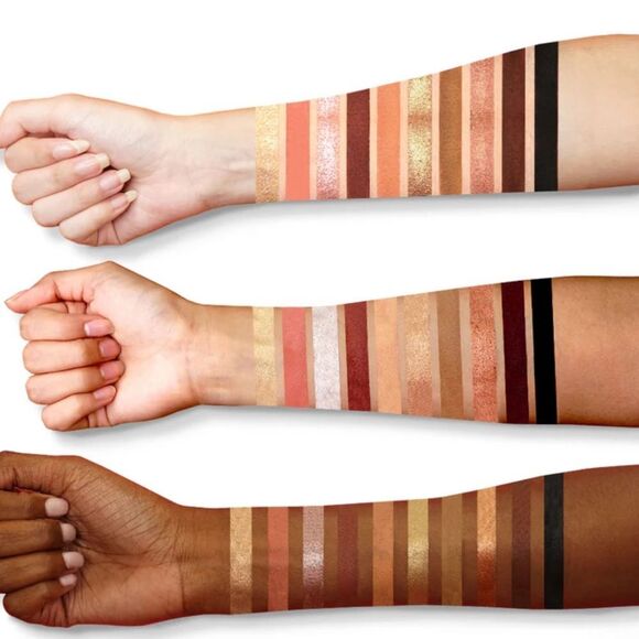 Kara Beauty Pro 12 The Essentials Pro Palette - Picture 6 of 8